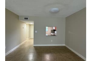 8341 SANDS POINT BLVD 205, Tamarac, FL 33321 - MLS#F10526702