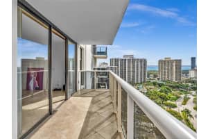 3675 N Country Club Dr 2405, Aventura, FL 33180 - MLS#F10526721