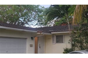 11660 Canal Dr, North Miami, FL 33181 - MLS#F10526739