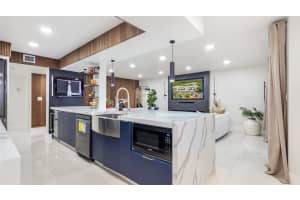1410 Sheridan St 7i, Hollywood, FL 33020 - MLS#F10526749
