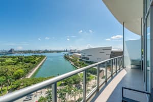 888 Biscayne Blvd 1210, Miami, FL 33132 - MLS#F10526759