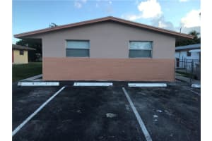 361 NE 30th St 2, Pompano Beach, FL 33064 - MLS#F10526771