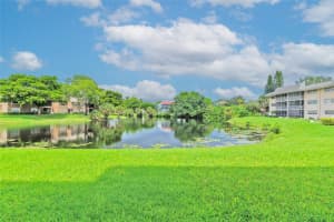 2850 S Forest Hills Blvd 105, Coral Springs, FL 33065 - MLS#F10526781