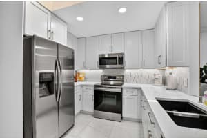 8951 SW 19th St C, Boca Raton, FL 33433 Sold 10/20/25