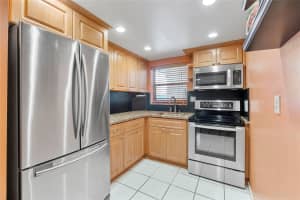 1720 Jefferson St 212, Hollywood, FL 33020 - MLS#F10526843