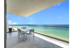 2000 Ocean Drive, Hallandale Beach, FL 33009 - MLS#F10526847