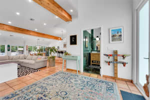 2739 Oak Tree Ln, Fort Lauderdale, FL 33309 Sold 12/31/25