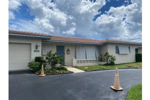 630 SE 6th Ave, Pompano Beach, FL 33060 - MLS#F10526860