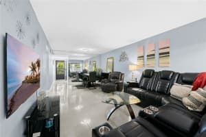 471 N Pine Island Rd 312D, Fort Lauderdale, FL 33324 - MLS#F10526882