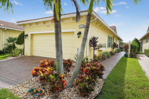 21039 SW Modena Way, Port Saint Lucie, FL 34986 - MLS#F10526896