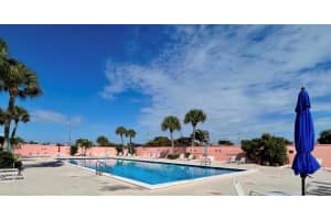 1200 Colonnades Dr 208, Fort Pierce, FL 34949 - MLS#F10526900