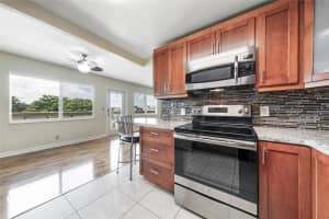 404 Richmond A 404, Deerfield Beach, FL 33442, Deerfield Beach, FL 33442 - MLS#F10526909