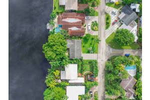 725 NE 17th Ct, Fort Lauderdale, FL 33305 - MLS#F10526929