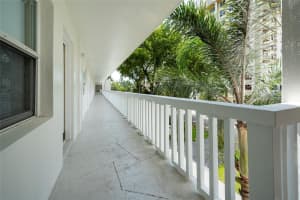 2555 NE 11th St 302, Fort Lauderdale, FL 33304 - MLS#F10526947