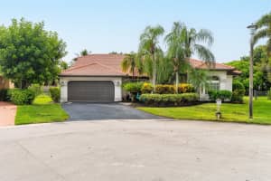 9500 NW 49th Ct, Coral Springs, FL 33076 - MLS#F10526962