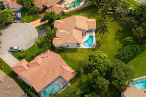 9500 NW 49th Ct, Coral Springs, FL 33076 - MLS#F10526962