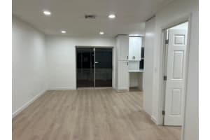 6270 SW 8th St, North Lauderdale, FL 33068 - MLS#F10526968