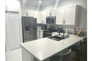 178 SE 33rd Ter, Homestead, FL 33033 - MLS#F10526969