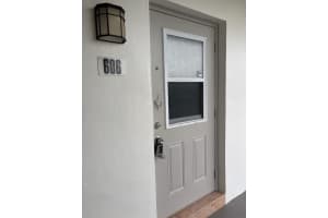 5000 36th Street, Lauderdale Lakes, FL 33319 - MLS#F10526982