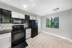 2202 Cypress Bend Drive, Pompano Beach, FL 33069 - MLS#F10526991