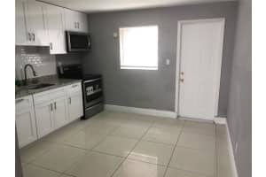 839 NW 14th Way 1, Fort Lauderdale, FL 33311 - MLS#F10527006