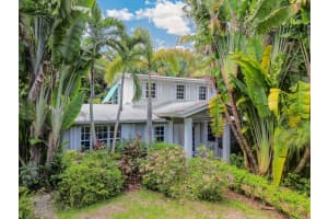 12700 SW 72nd Ave, Pinecrest, FL 33156 - MLS#F10527015
