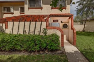 4653 NW 90th Ave 4653, Sunrise, FL 33351 - MLS#F10527033