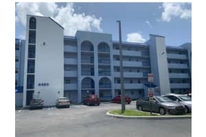 9460 Fontainebleau Blvd 528, Miami, FL 33172 - MLS#F10527037
