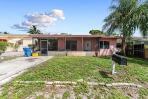 323 Anderson Rd, Lantana, FL 33462 - MLS#F10527052