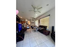 16775 NW 8th St, Pembroke Pines, FL 33028 - MLS#F10527067