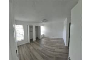 927 Twin Lakes, Coral Springs, FL 33071 - MLS#F10527097