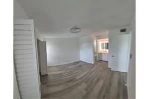 927 Twin Lakes, Coral Springs, FL 33071 - MLS#F10527097