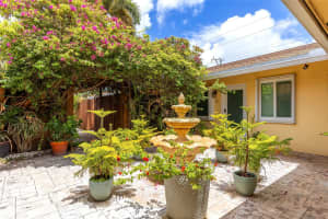 1200 NE 17th Court 8, Fort Lauderdale, FL 33305 Sold 10/24/25