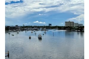 301 N Birch Rd 6N, Fort Lauderdale, FL 33304 - MLS#F10527103