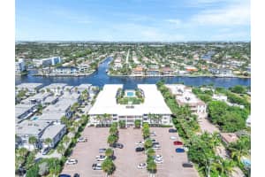 1198 Hillsboro Mile 212, Hillsboro Beach, FL 33062 - MLS#F10527104