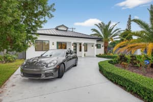 4620 NE 4TH AV, Oakland Park, FL 33334 Sold 12/10/25