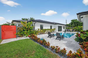 4550 NE 3rd Ave, Oakland Park, FL 33334 Sold 11/25/25