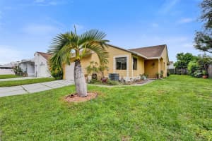 10921 10th Court, Pembroke Pines, FL 33025 - MLS#F10527130