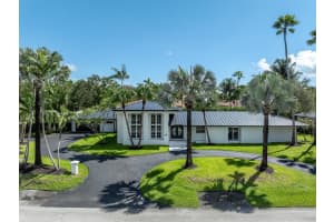 15201 Sw 74th Place, Palmetto Bay, Fl 33157, Miami