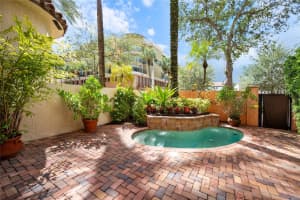 1025 SE 2nd Ct 1025, Fort Lauderdale, FL 33301 - MLS#F10527154