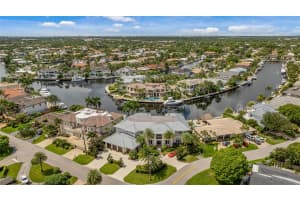 3211 NE 27th Ave, Lighthouse Point, FL 33064 - MLS#F10527160