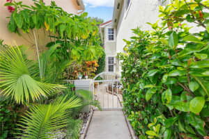 11180 NW 46th Dr, Coral Springs, FL 33076 - MLS#F10527173