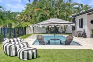 9020 SW 53rd St, Cooper City, FL 33328 Sold 12/03/25