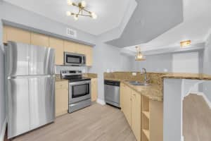 3722 Nw Mediterranean Ln 105, Jensen Beach