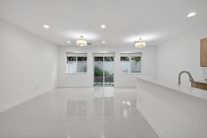 737 SE 1st Ct 737, Pompano Beach, FL 33060 - MLS#F10527243