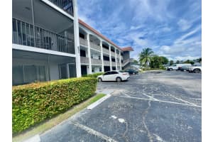 651 E Pine Dr 310, Pompano Beach, FL 33060 - MLS#F10527292