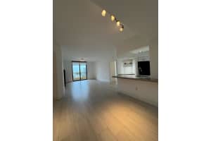 110 N Federal Hwy 1002, Fort Lauderdale, FL 33301 - MLS#F10527327