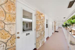 2501 W Golf Blvd 229, Pompano Beach, FL 33064 - MLS#F10527331