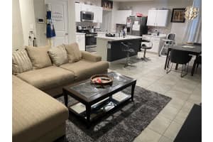 484 Cherimoya St, Fort Pierce