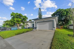 2407 8th Street, Fort Lauderdale, FL 33311 - MLS#F10527393